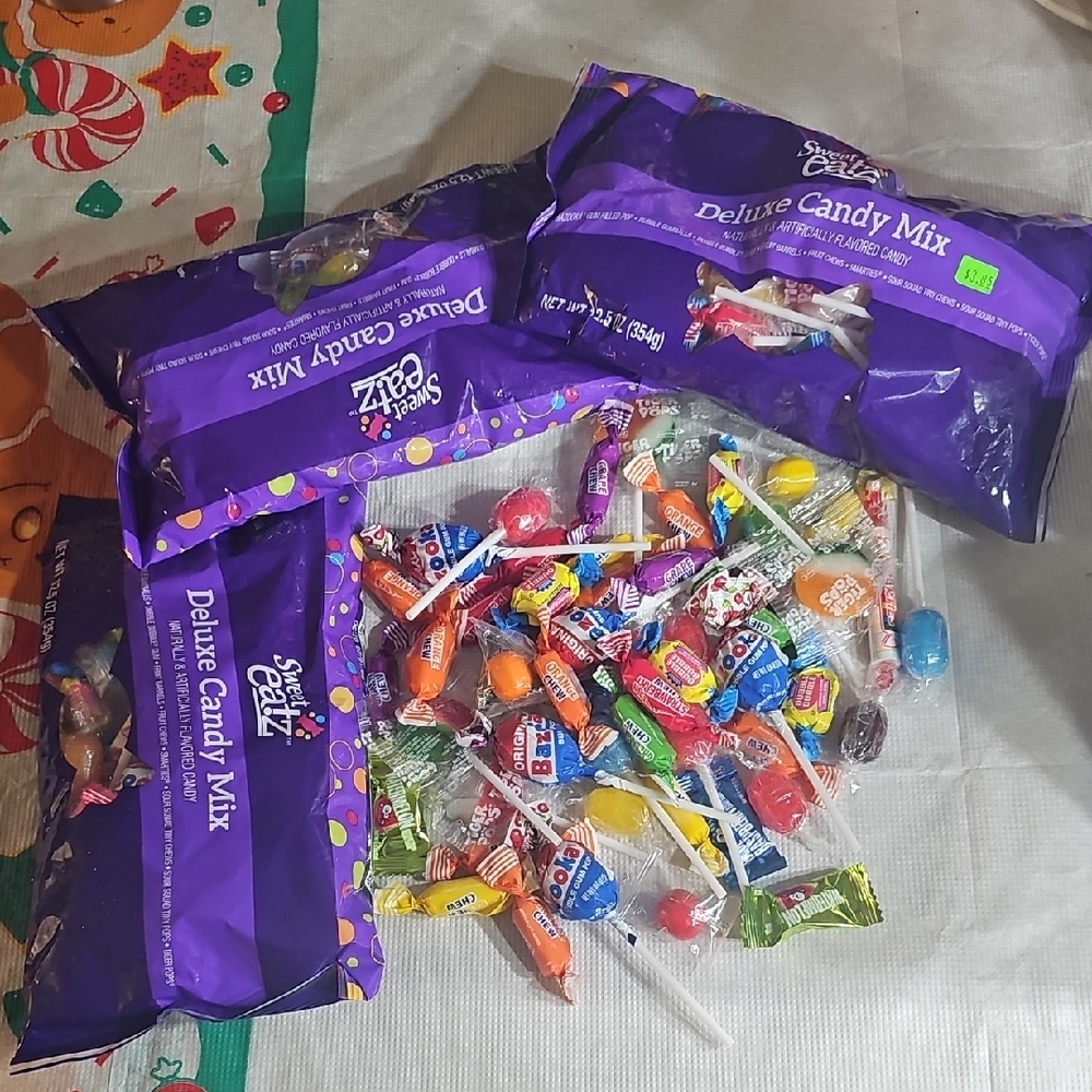Lot Of 5 Deluxe Candy Mix - Purple